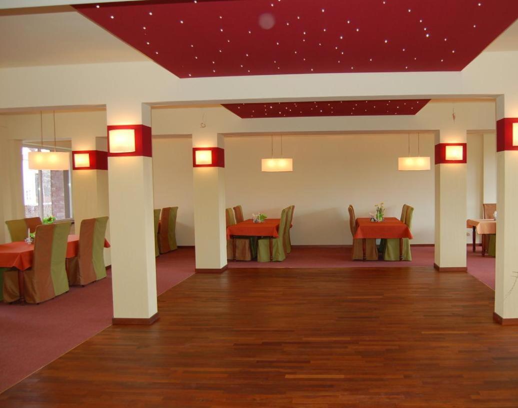 Hotel Europa Giżycko Exteriér fotografie
